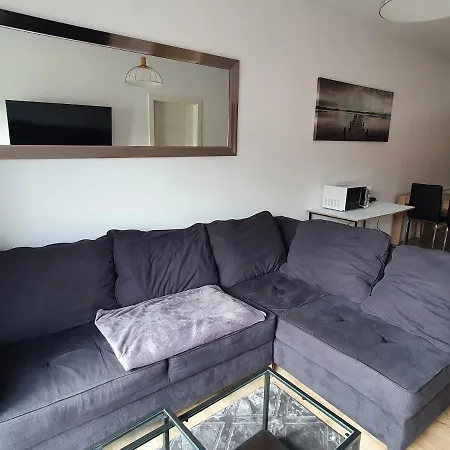 Apartament Skarbowa & Parking Leszno  Exterior foto