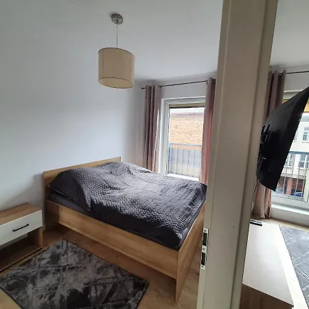 Apartament Skarbowa & Parking Leszno  Exterior foto